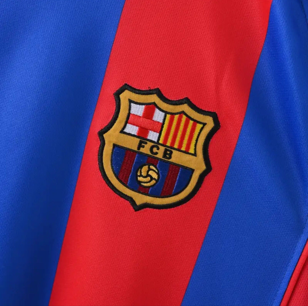 Barcelona Home 2004/05