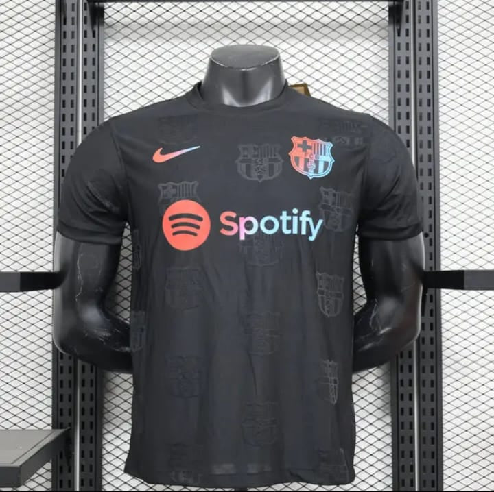 Barcelona Black Edition 24/25